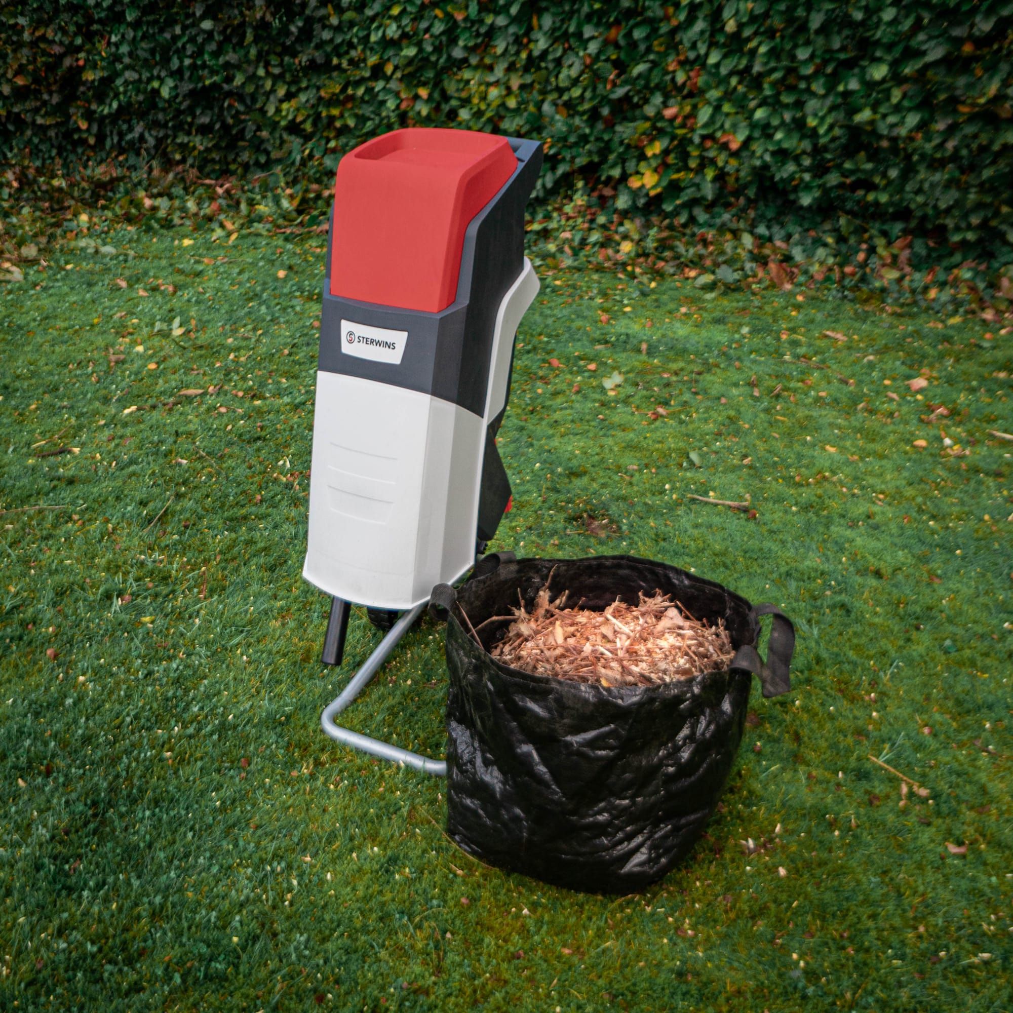 Tocator resturi vegetale Sterwins, electric, 2500 W