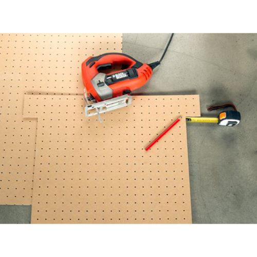 Diy Construieste O Masa Banc De Lucru Din Lemn Cu Picioare Metalice Si Spatii De Stocare Verticale