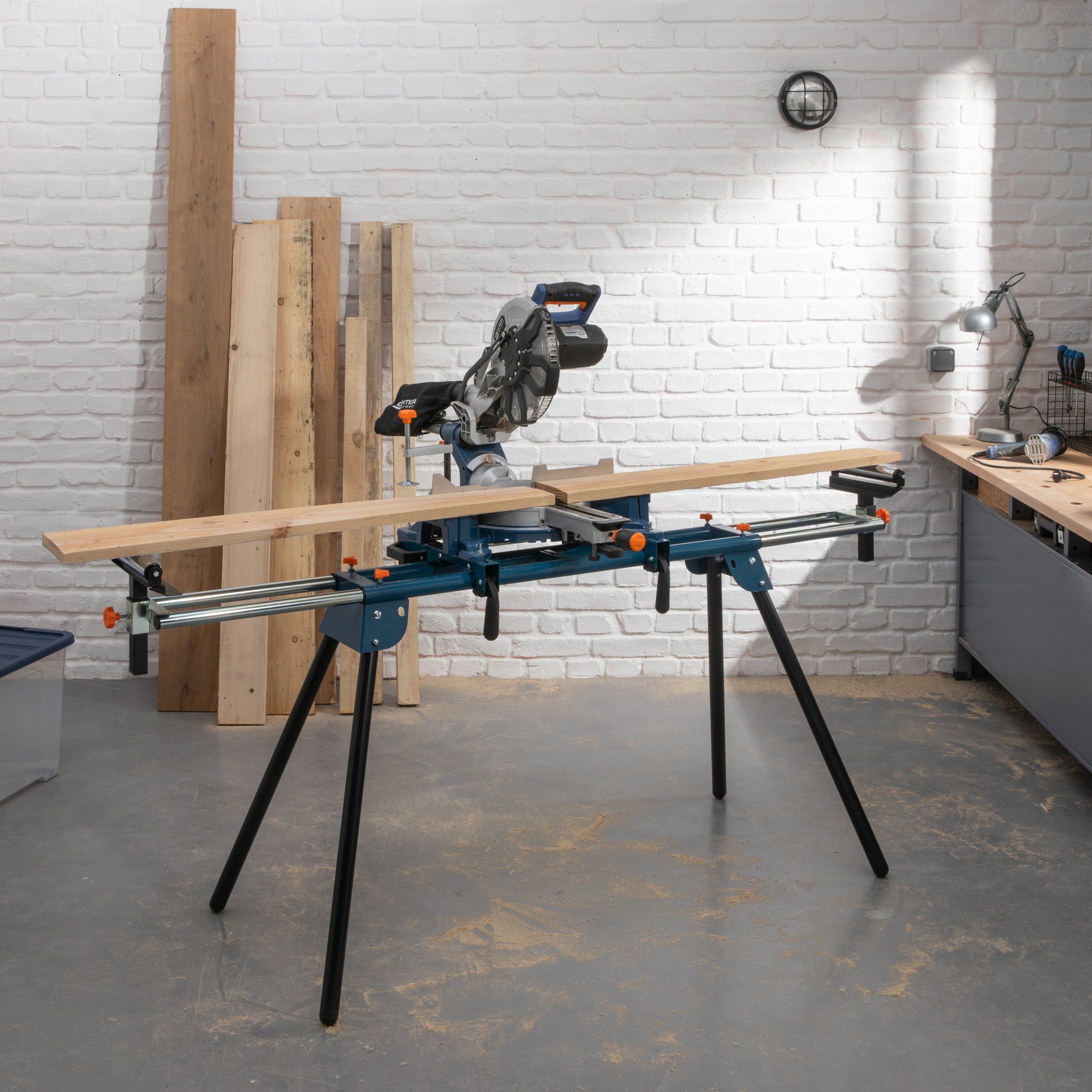 Stand multifunctional Dexter, 1000 mm, max 150 kg